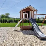 Kapitany Mp Art Luxury Balatonboglar