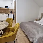 Apartment Kapitany Mp Art Luxury Balatonboglar