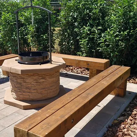 Kapitány Mp Art Luxury * Balatonboglár