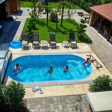 Kapitány Mp Art Luxury Apartamento Balatonboglár