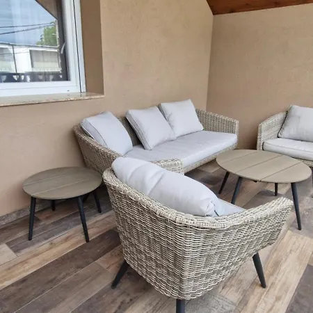 Kapitany Mp Art Luxury