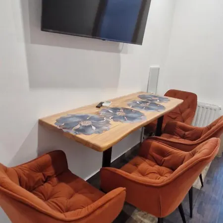 Kapitány Mp Art Luxury * Balatonboglár