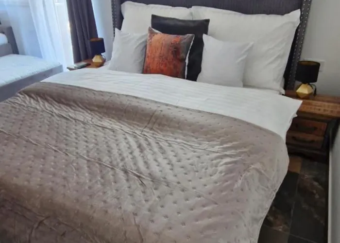 Lägenhet Kapitany Mp Art Luxury