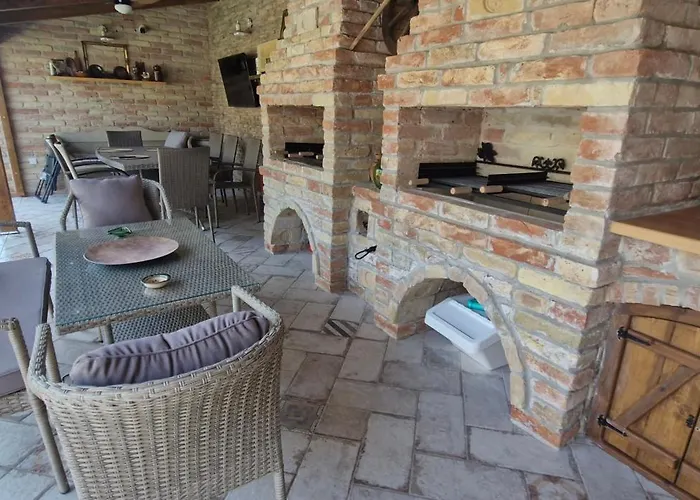 Kapitany Mp Art Luxury Lägenhet *