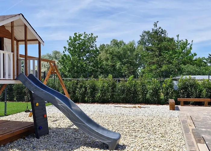 Lägenhet Kapitany Mp Art Luxury