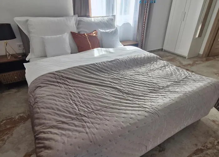 Lägenhet Kapitany Mp Art Luxury *