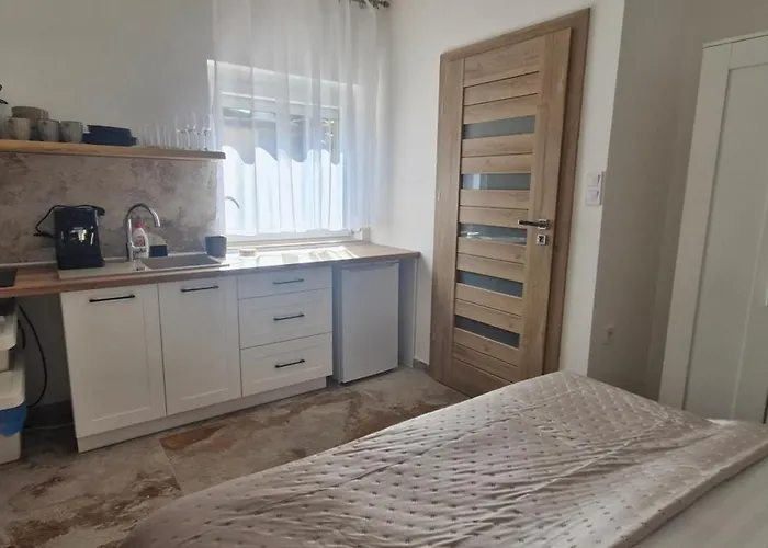 Lägenhet Kapitany Mp Art Luxury