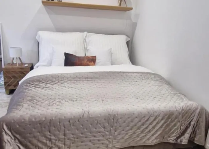 Lägenhet Kapitany Mp Art Luxury