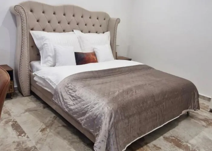 Kapitany Mp Art Luxury Lägenhet Balatonboglár